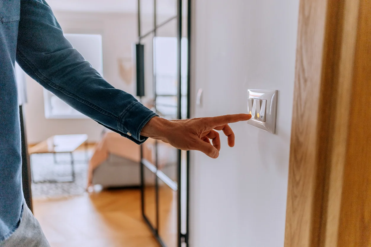 Outlets & Switches
